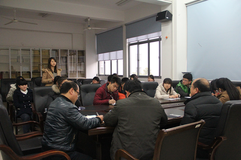 党政干部情系学生 师生共谱建设乐章——英国威廉希尔公司官网成功举行2014年“我和院长面对面”系列座谈