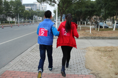 我院参加英国威廉希尔公司官网首届校园趣味定向运动比赛